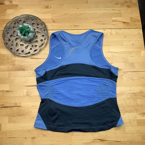 Nike Sphere React Racer Back Workout top Sz S - Picture 2 of 4